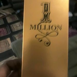 Meet your Posher, Gibi